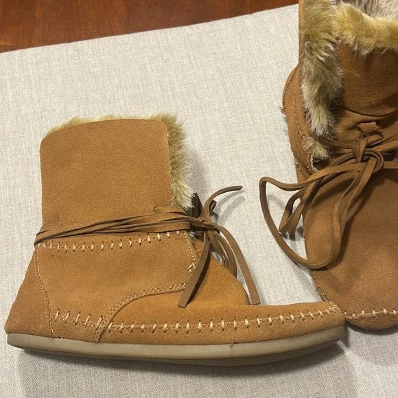 Toms boots - Picture 2 of 6